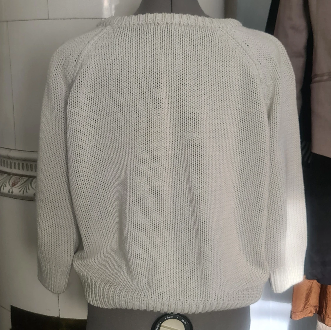 Stickad tröja vit XS - 91