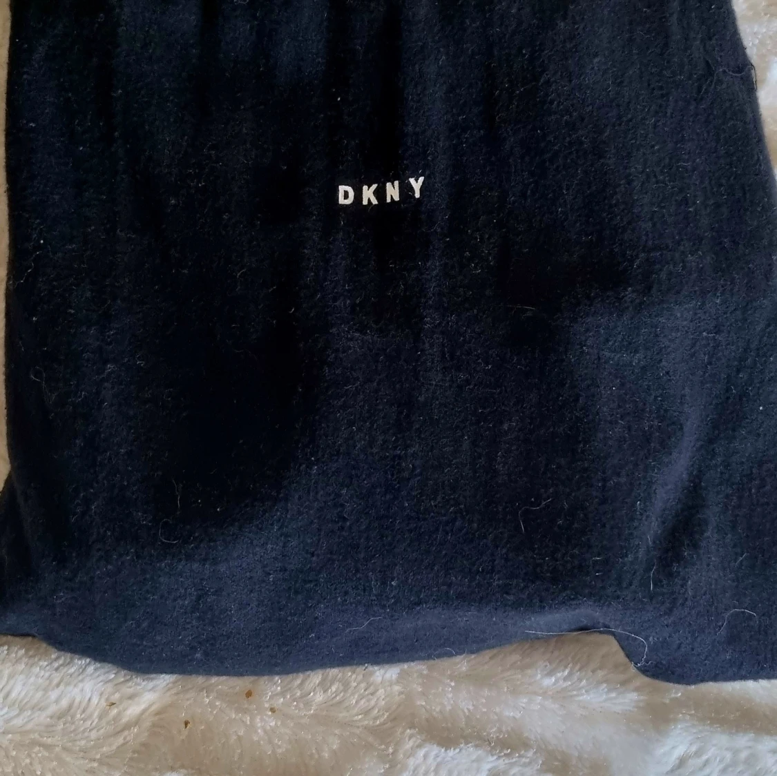 DKNY VÄSKA ( ÄKTA) - 90