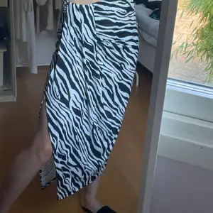 Zebra kjol med slits