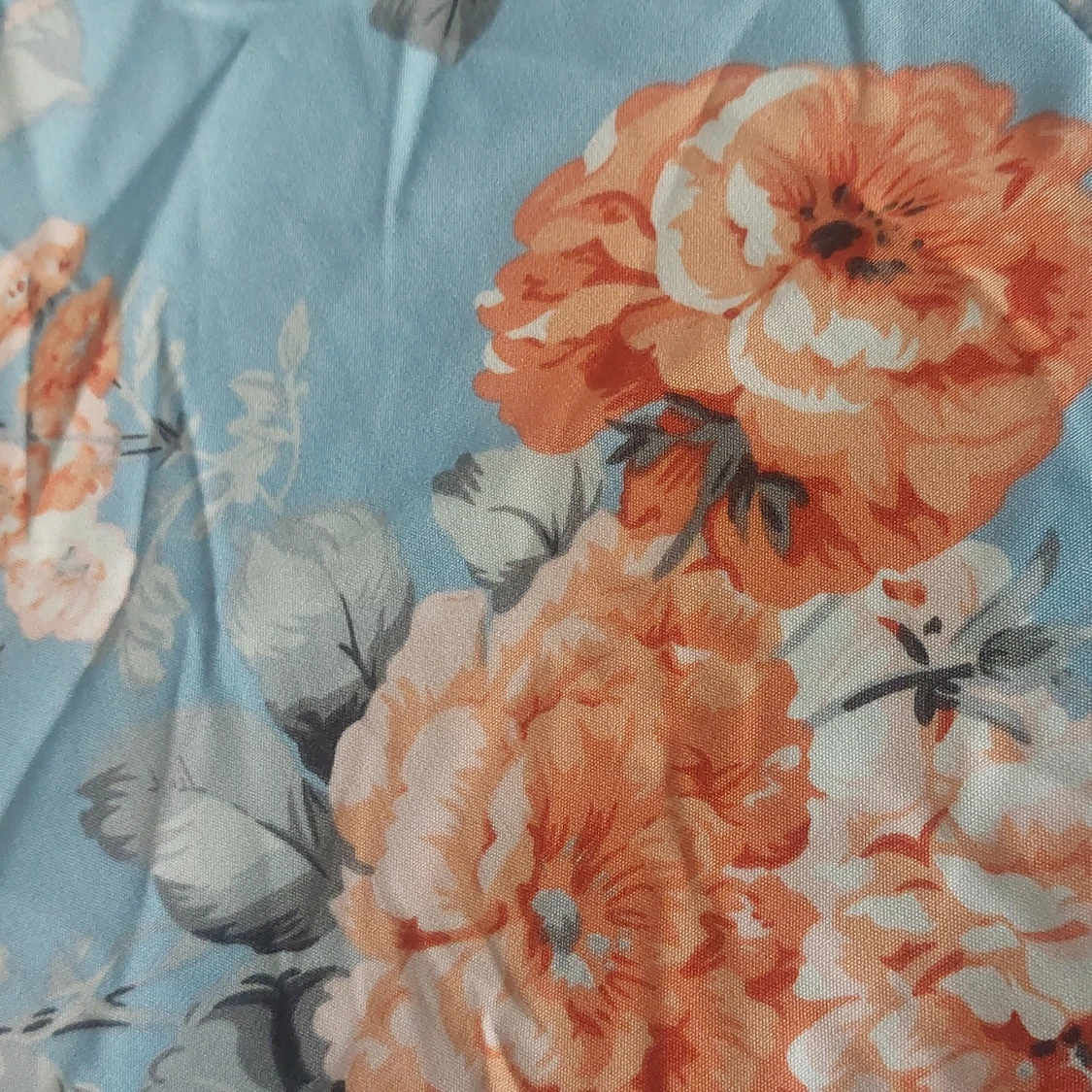 Blåblommig blus från Shein - 90
