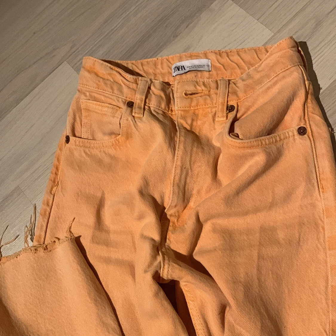 Zara jeans