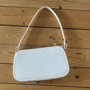 Väska - Vit väska i bra skick!