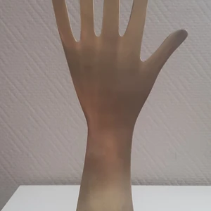 Smyckes hållare  - Säljer billigt pga skada,kan användas till alla typer av smycken