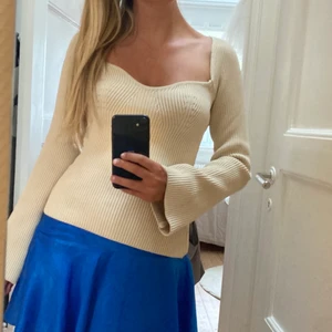 Hm topp - Aldrig använd!! Säljer för 350kr❤️ storlek S