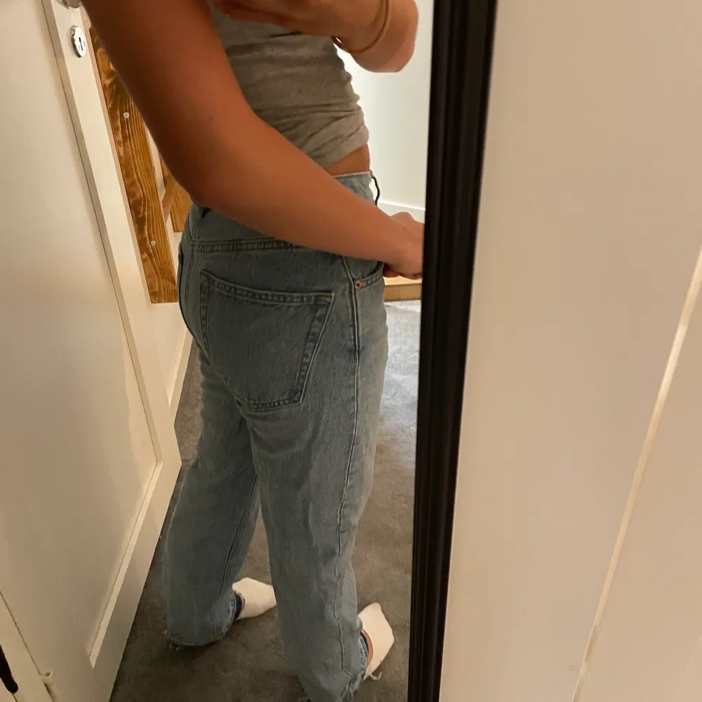 Snygga asos jeans i stl 30/24💕kommer inte till användning längre. Jeans & Byxor.