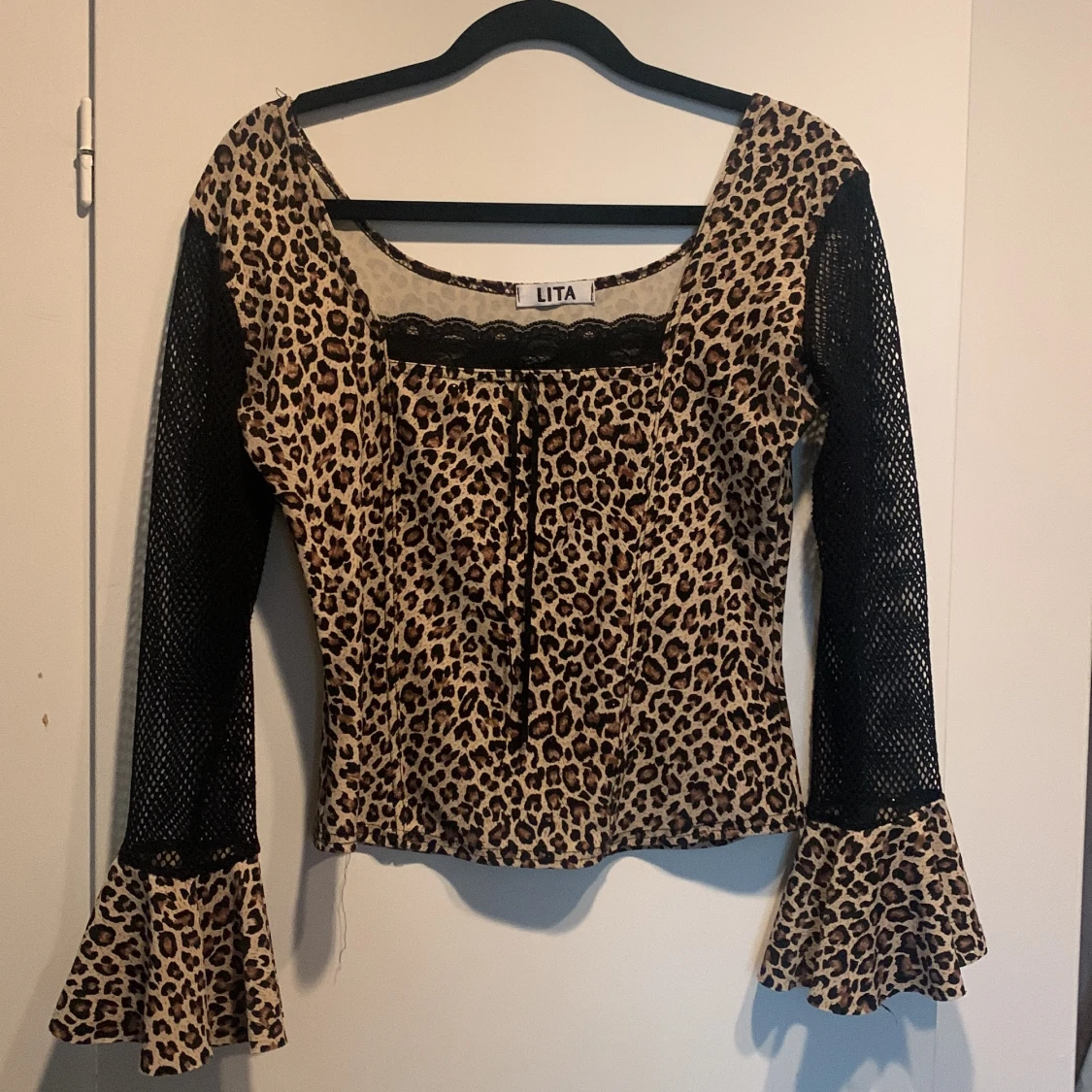Leopard tröja strl M