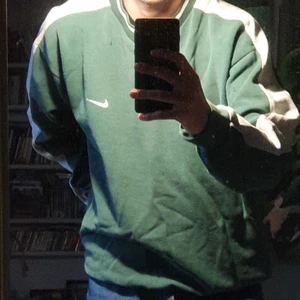 Vintage nike tröja - Vintage niketröja köpt i London för 400 kr.