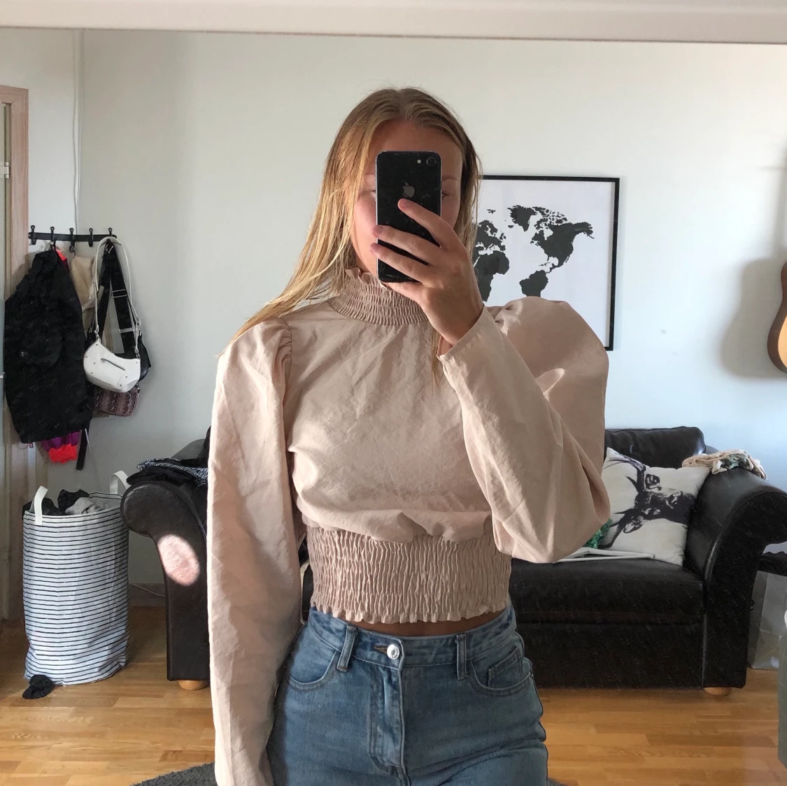 Blus med öppen rygg 