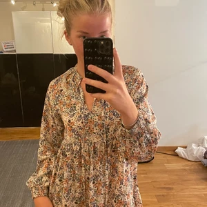 Klänning - supersöt sommar/höstklänning 🌻🌼🌸
