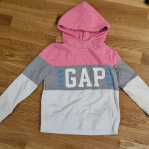 Tjocktröja  - Tjocktröja färger 💙🤍💗 och grå Storlek: 12år  