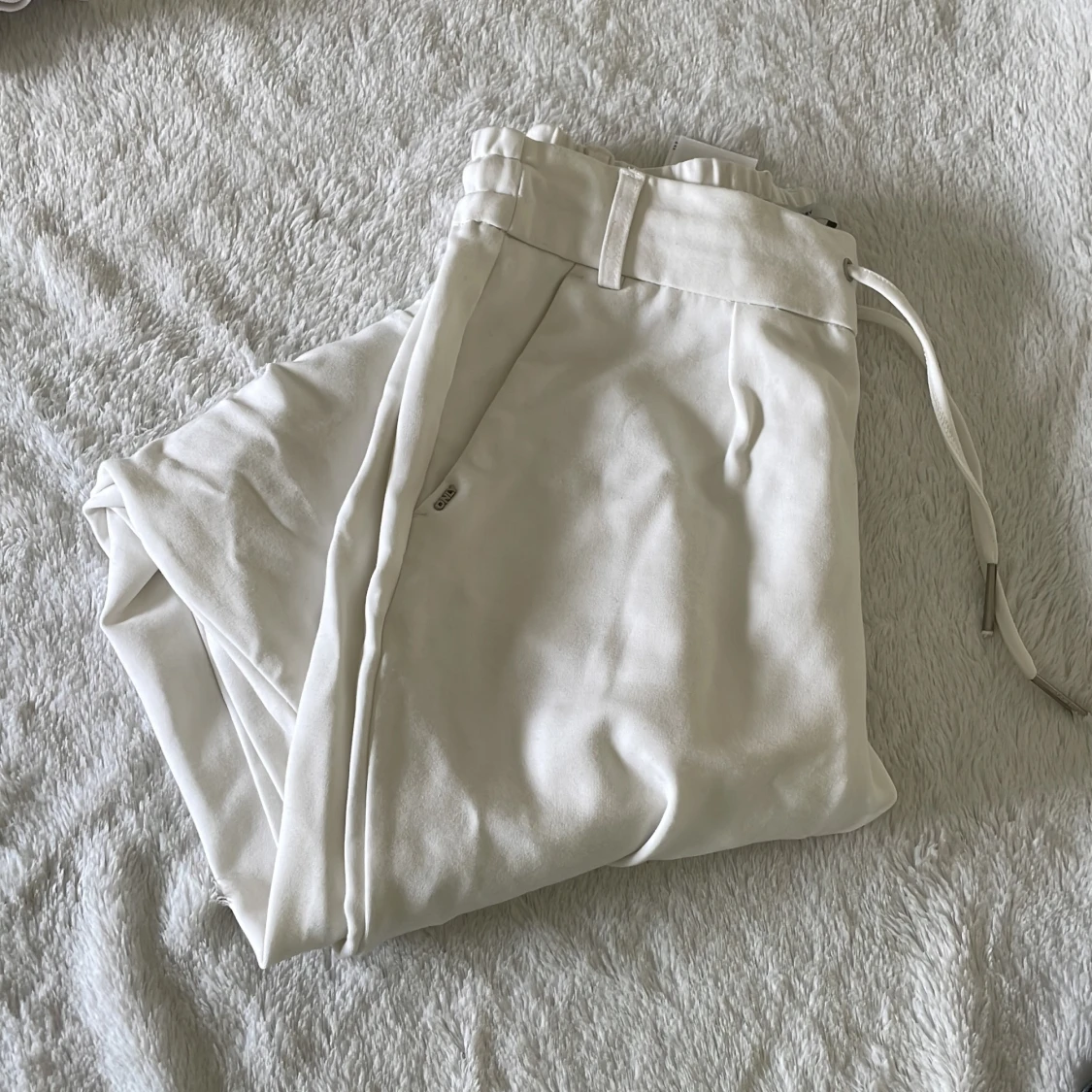 Veckad byxa only  - 90