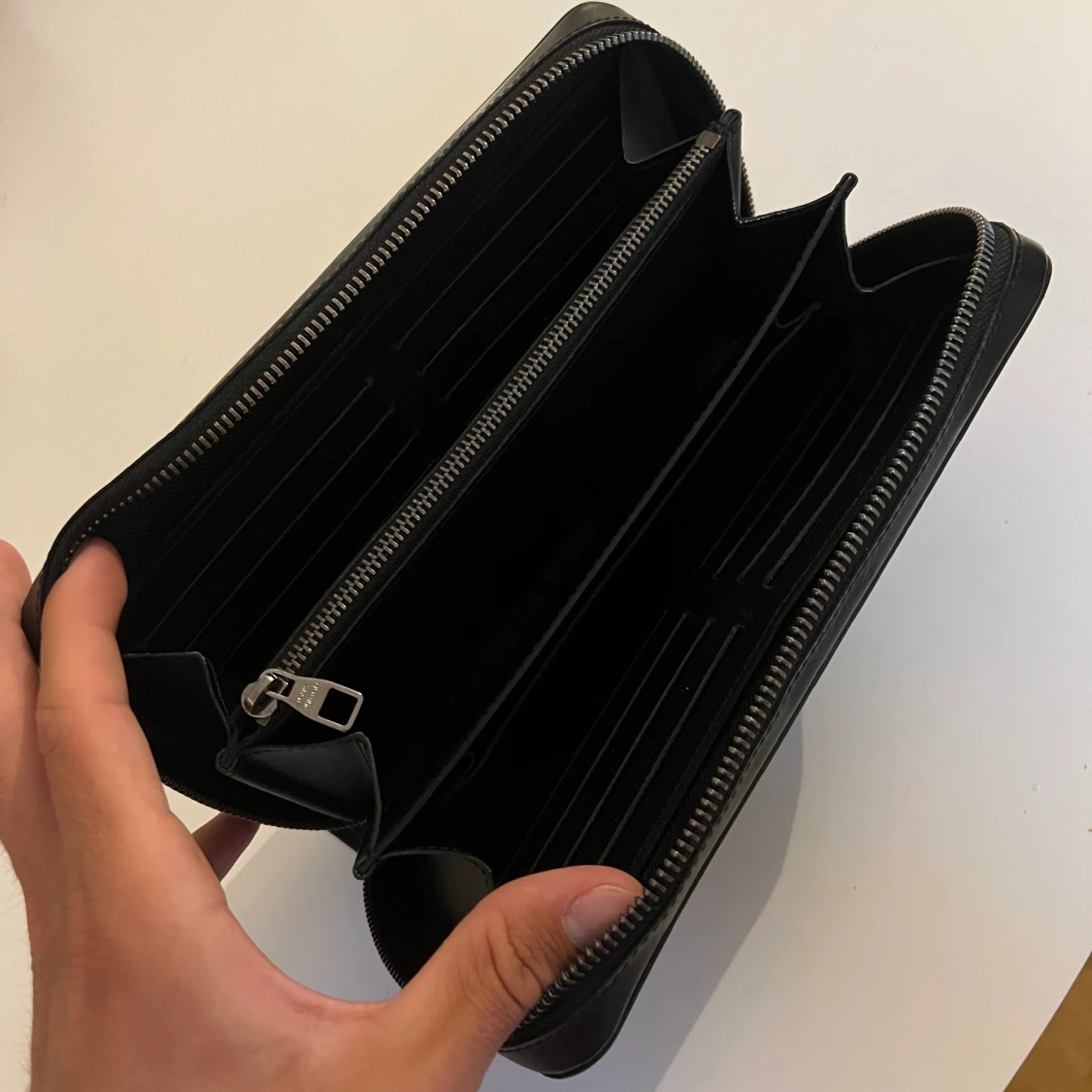 Louis Vuitton Wallet XL - 90