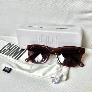 Chimi glasögon - Säljer ett par Chimi Eyewear glasögon i modell #007 coco! Nypris 999:-