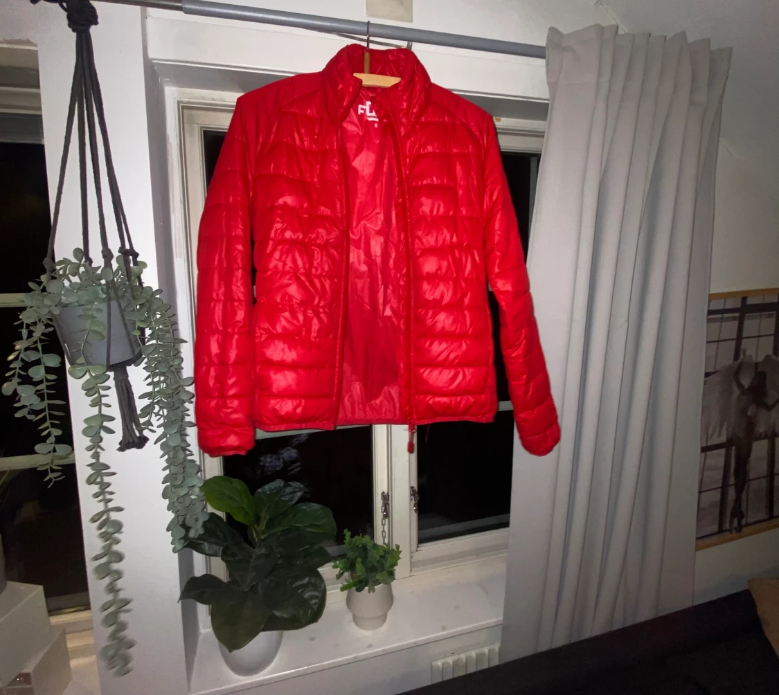 Luftig dunjacka - 90