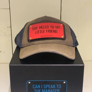 John hatter  - Väl använd keps 