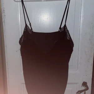 sammet -linne - ett såå fint svart linne i sammet, oanvänt hos mig💕