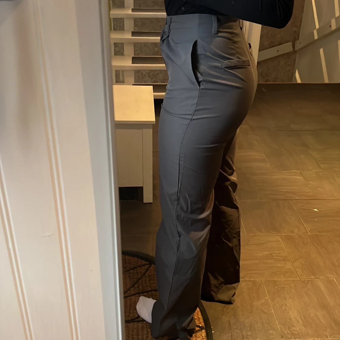 Gråa byxor - 90