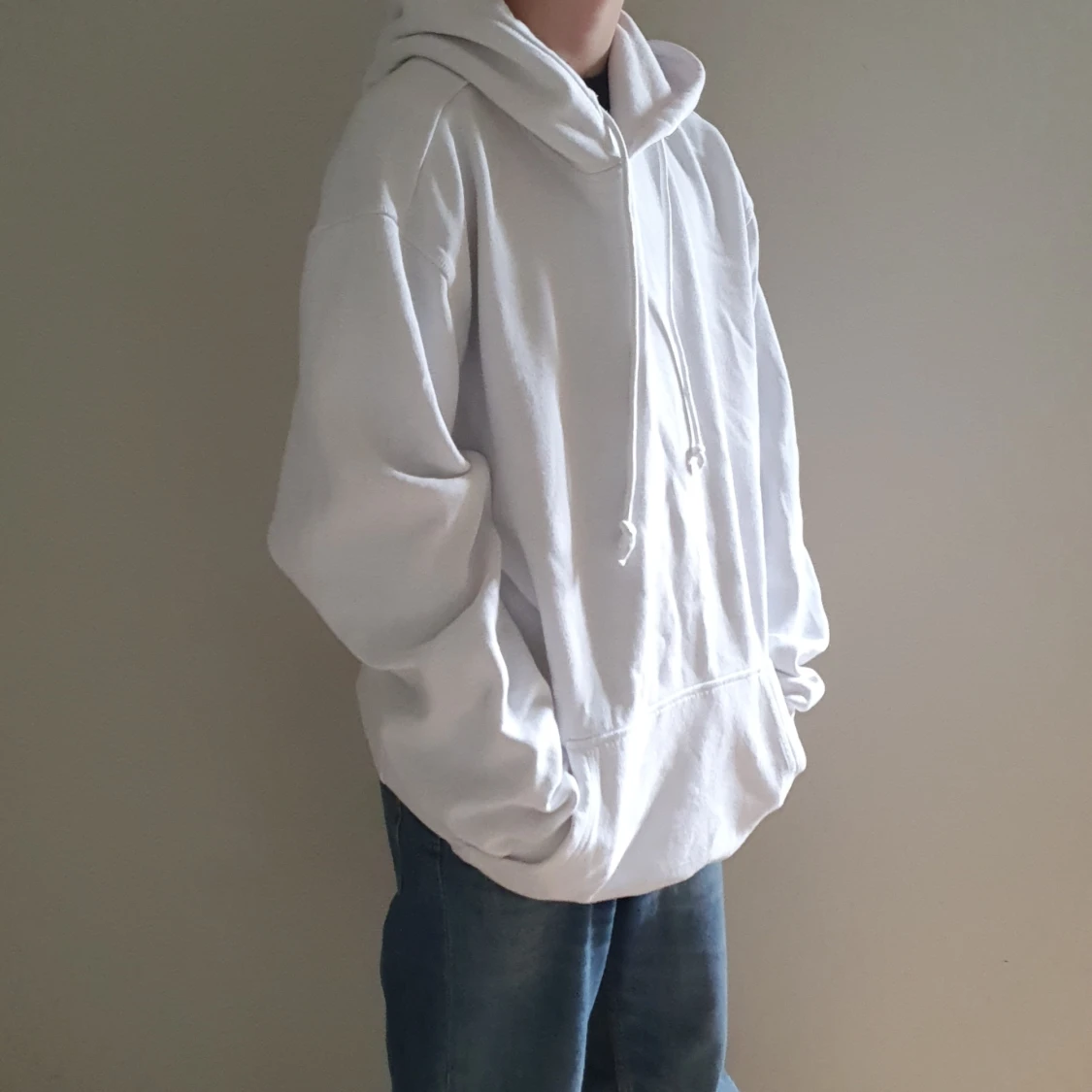 Vit hoodie storlek S - 90