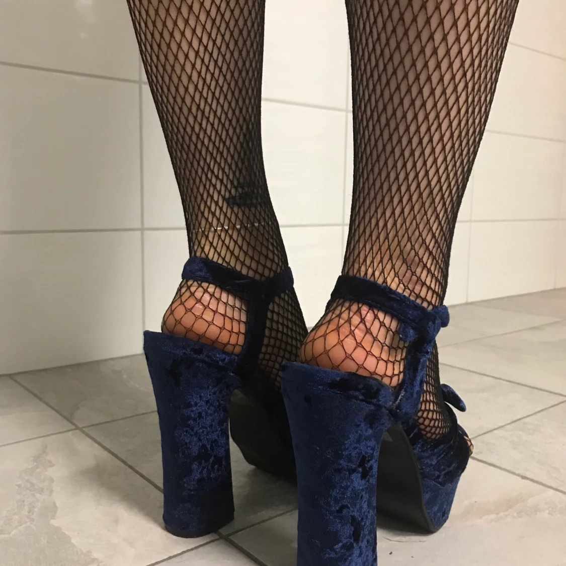 Blåa sammetsklackar - 91