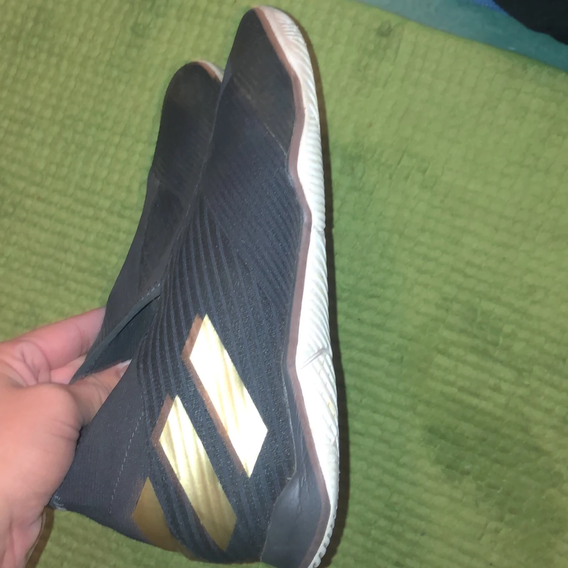 Adidas inneskor  - 90