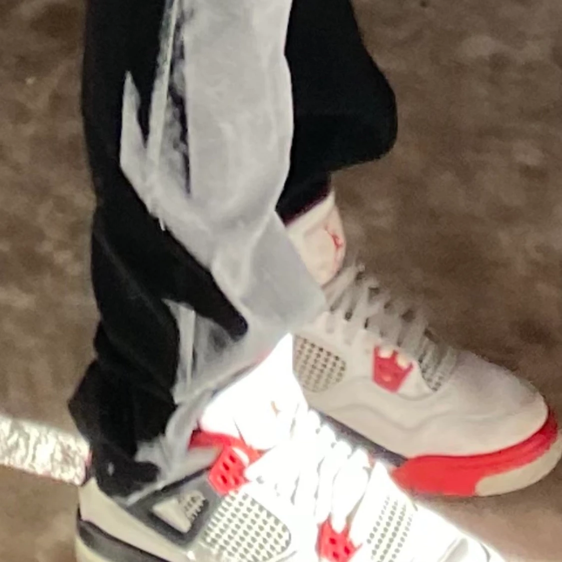 Äkta Jordan 4 