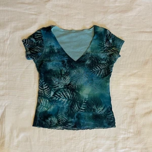 Topp - Meshtopp i storlek M💘 Skriv till mig innan du klickar på ”köp nu”