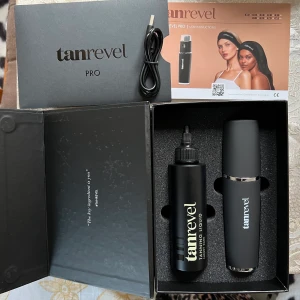 Tanrevel PRO Luxury Dark  - Helt ny. Aldrig använd. Ingår allt på bilderna med 150 ml tan