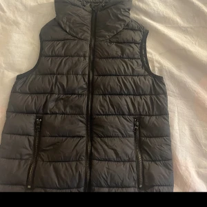 Bäst  - Väst! Som nu 