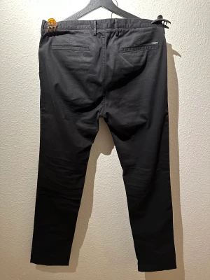 Hugo boss - Hugo boss byxor  Använda fåtalgånger  Storlek 50 
