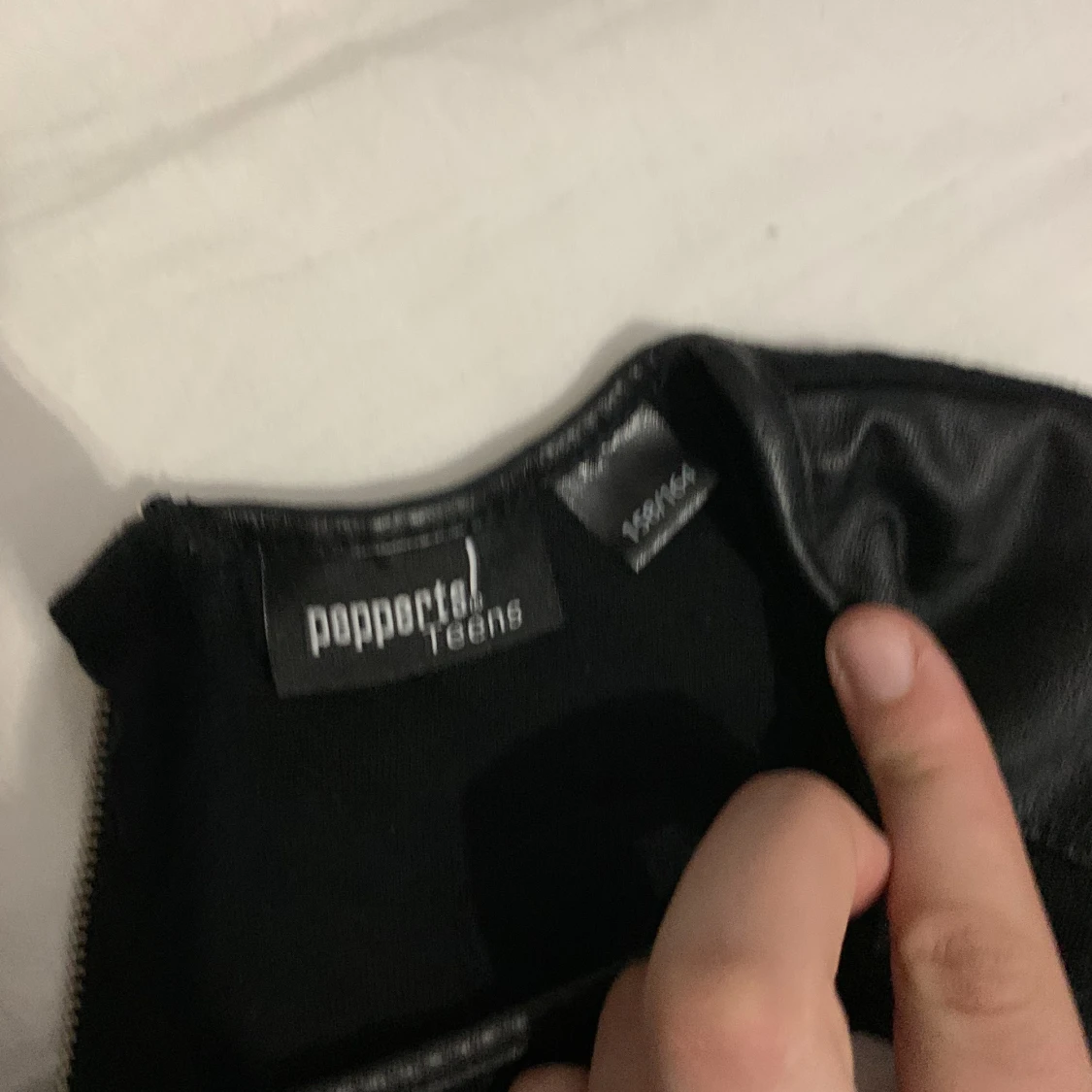 Svart klänning  - 90