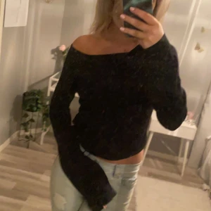 Tröjan alla har - Tröja från bikbok! Perfekt till allt! 