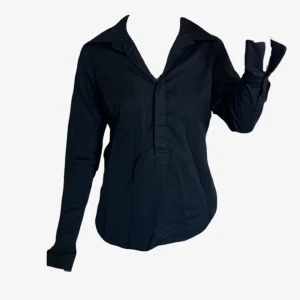 Skjorta  - Svart skjorta i storlek xs