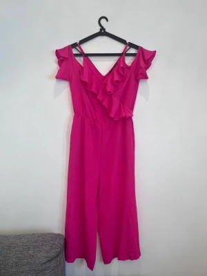 Byxdress  - Superfin jumpsuit helt ny 