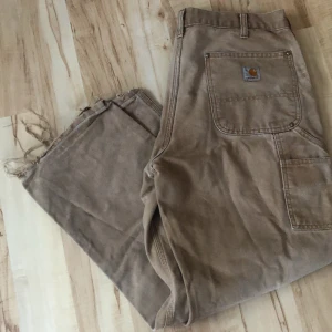 Carhart jeans - Carhart jeans dobbel knee’s storlek W34-L30 pris kanske går att diskuteras vid snabb affär 