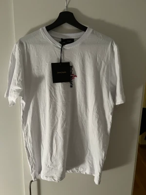 Palm Angels T-Shirt - Oanvänd, tags sitter kvar! 