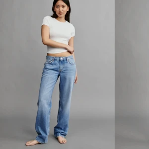 Low straight jeans  - Kan mötas i Sthlm eller posta, bra skick!!