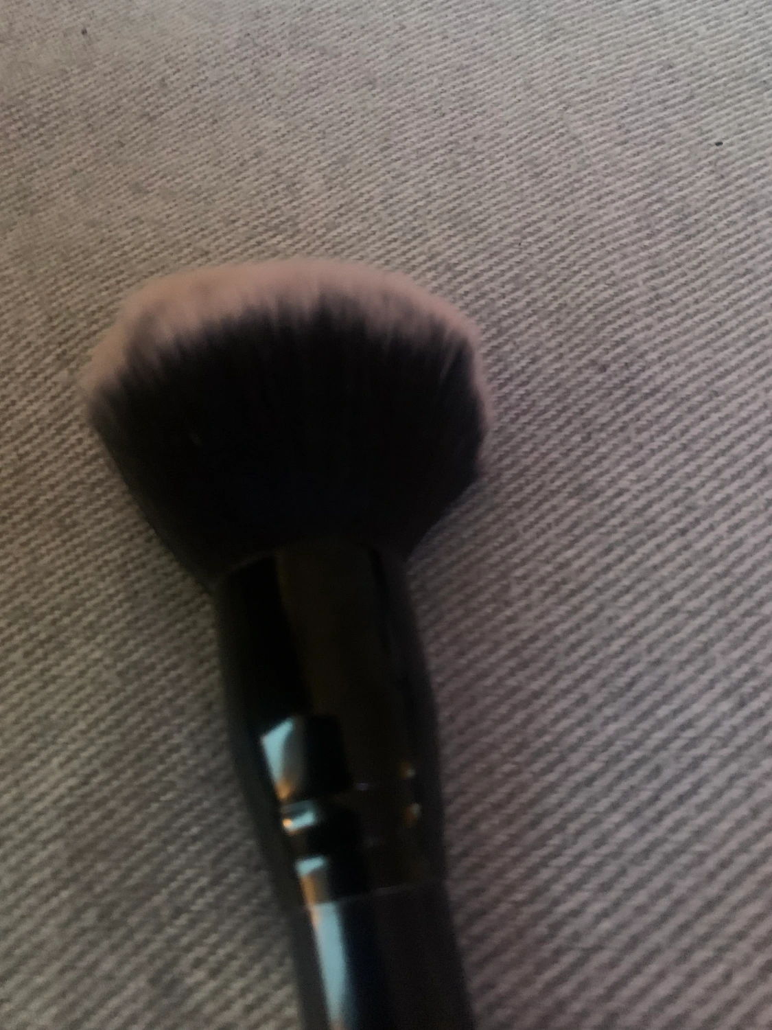 En smink borste. - 90