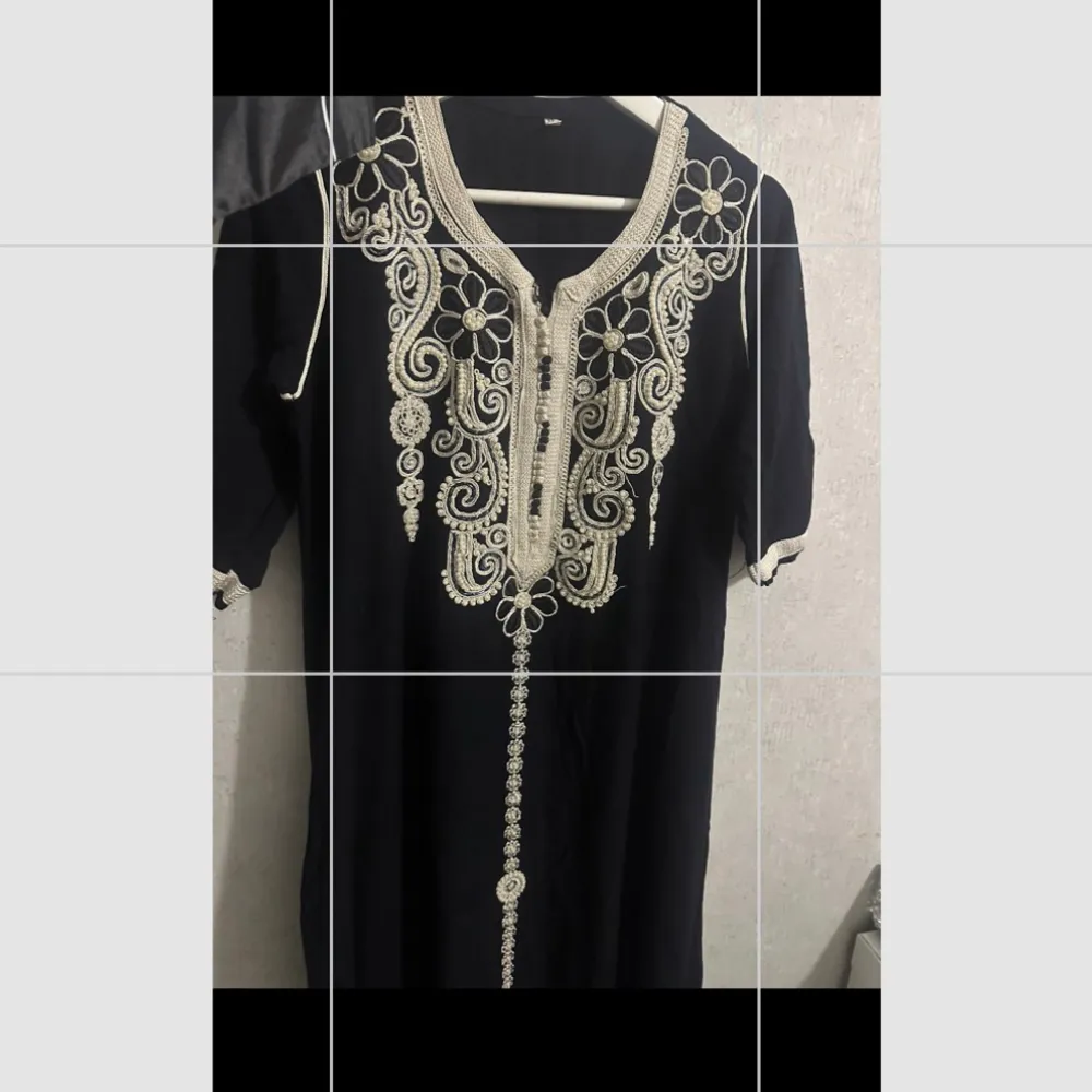 Marockansk klänning, 300 kr 🤍. Övrigt.