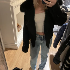 Low waist jeans - Från Gina tricot, dom passar inte mig längre så därför säljer jag💕