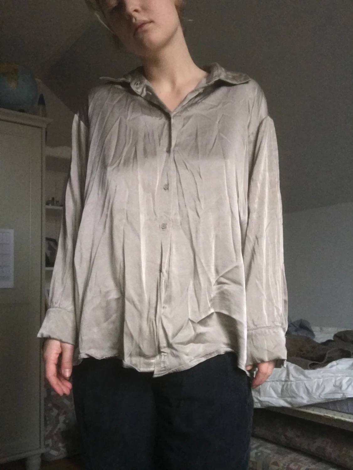 Oversized silvrig skjorta - 90