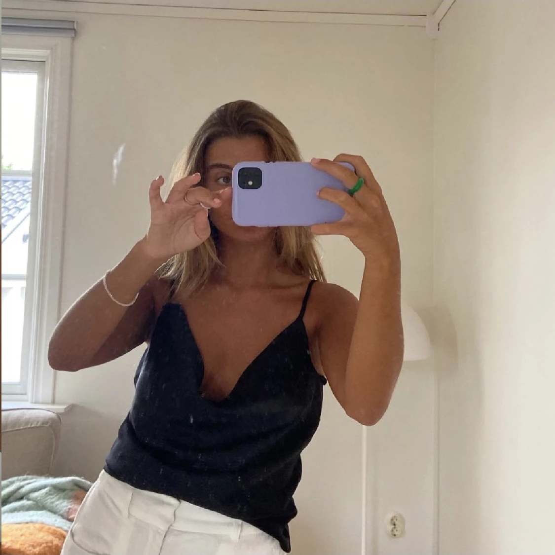 Svart satinlinne - 90