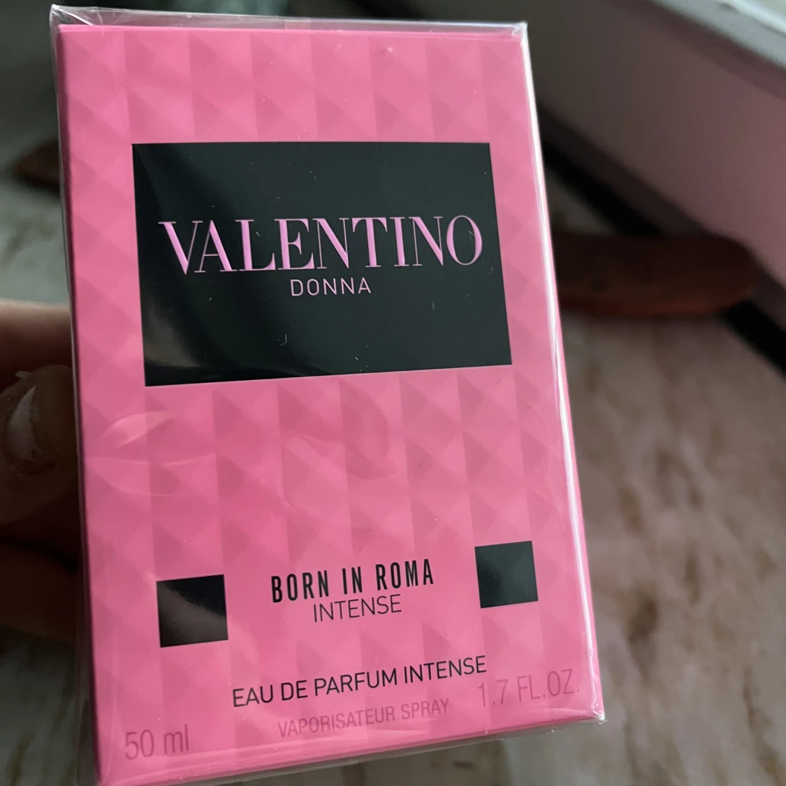 Valentino perfym  - 91