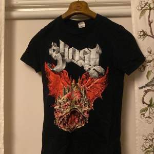 Ghost t shirt storlek small, säljer för att den är för liten. Kan mötas upp i gbg