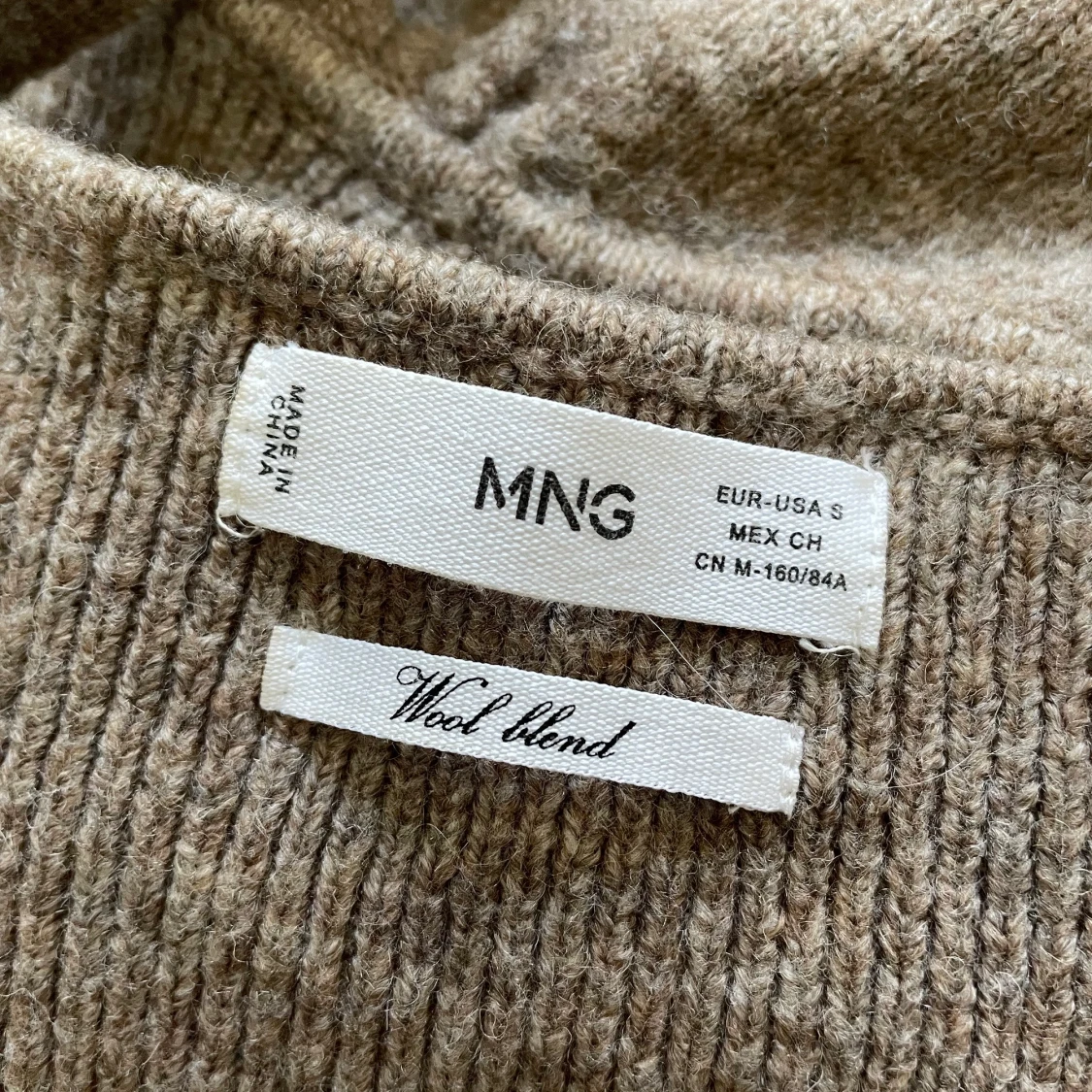 Mango stickad topp - 91