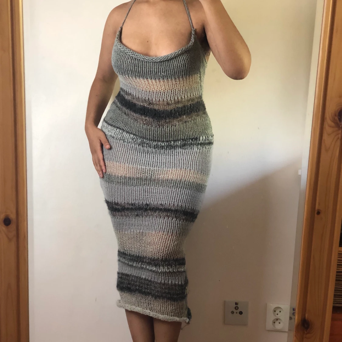 Handgjord stickad klänning