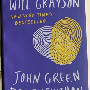 Bok på engelska  - En bok av John green 