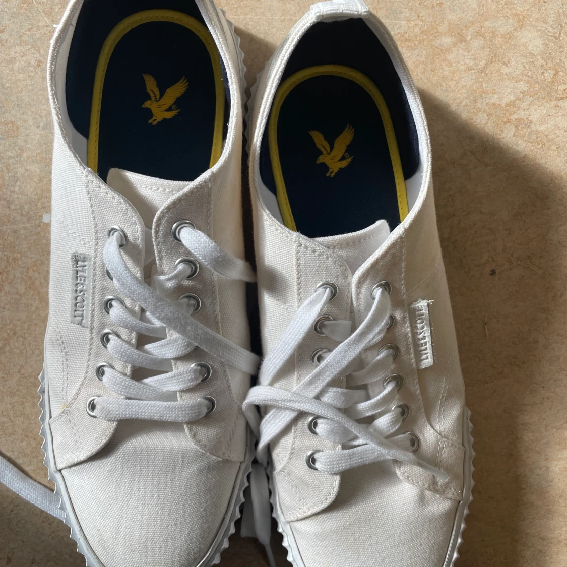 Lyle & scott skor 43 i nyskick 
