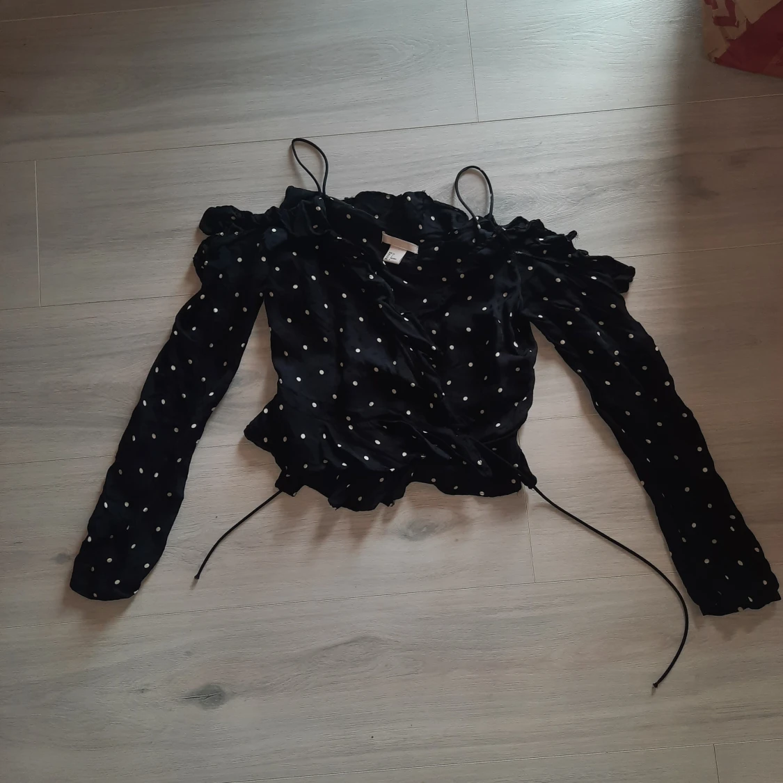 Off shoulder topp hm strl 34 - 90