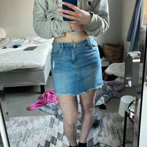 Kjol - Fin jeans kjol i fint skick 