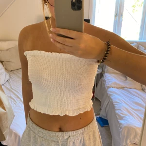 bandeau topp - vit bandeau topp, storlek M passar även S💘